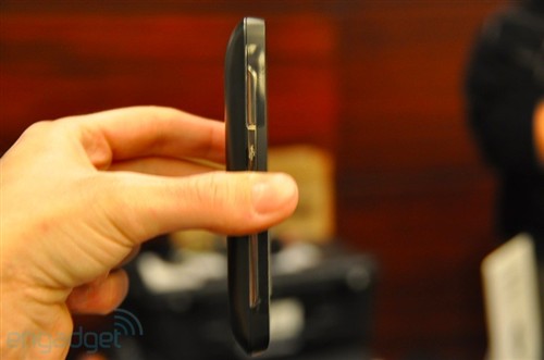 CES2011:4G技術LG Revolution亮相展會