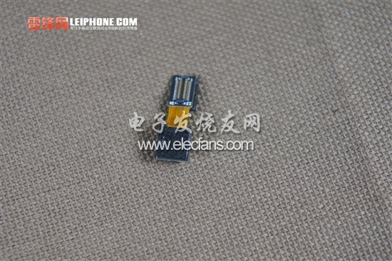 第一步當(dāng)然是要先瞟一眼了，因?yàn)榻酉聛?lái)拆成啥樣，還不知道呢。