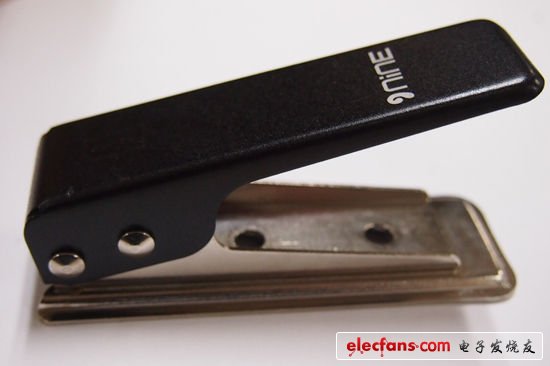 裁卡后能否使用 iPhone 5剪卡器評(píng)測(cè)揭秘