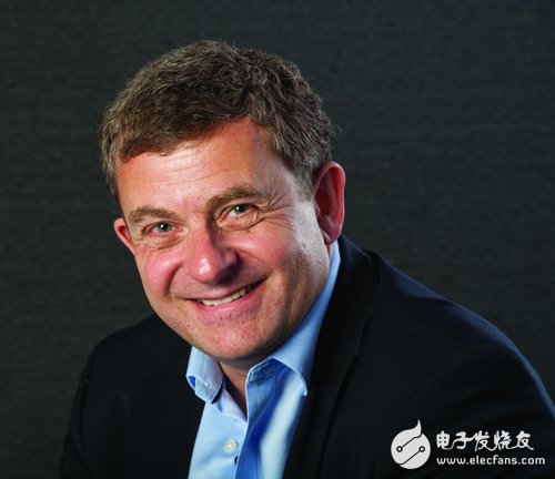 Imagination 市場營銷執(zhí)行副總裁 Tony King-Smith 表示，Imagination戰(zhàn)略所在，主要基于大IP技術(shù)，為合作伙伴和客戶提供最具競爭力的差異化的IP產(chǎn)品方案。