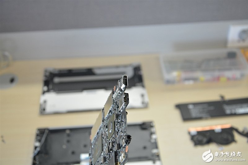 小米筆記本拆解圖賞：中端性價比機型的良心選擇