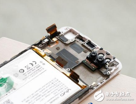 真機(jī)拆解！雙攝像頭設(shè)計(jì)顛覆你的想象