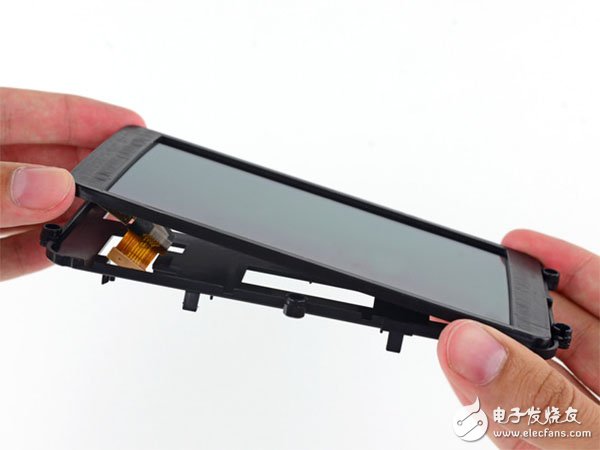 拆解新版Oculus Rift，竟內(nèi)置三星Note3手機(jī)屏