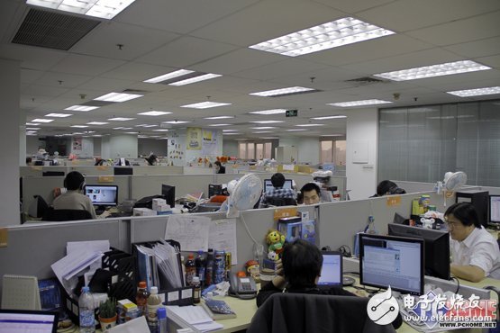 電競也節能 富勒X300游戲鼠功耗實測