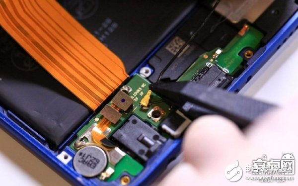 榮耀V9拆機圖簡潔而復雜的手機