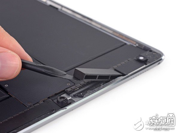 iFixit拆解了新iPad Pro 內部基本上沒變化