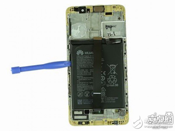 [圖]華為Mate 9拆解：做工整齊、用料扎實(shí)